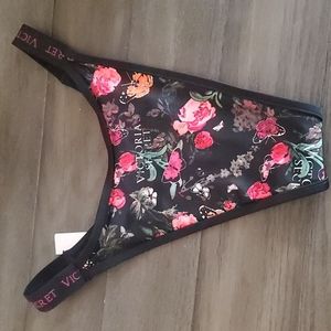 VS Brazilian floral bottom